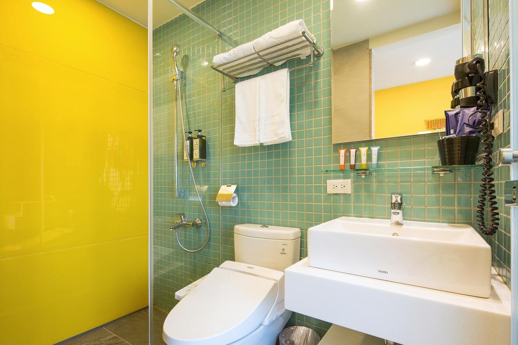 Check Inn Express Taichung Yizhong Kültér fotó