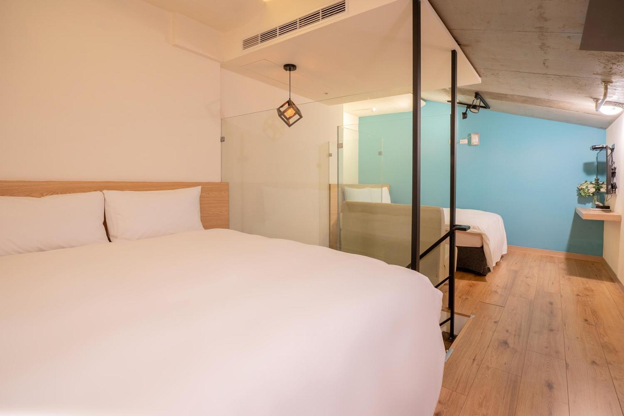 Check Inn Express Taichung Yizhong Kültér fotó