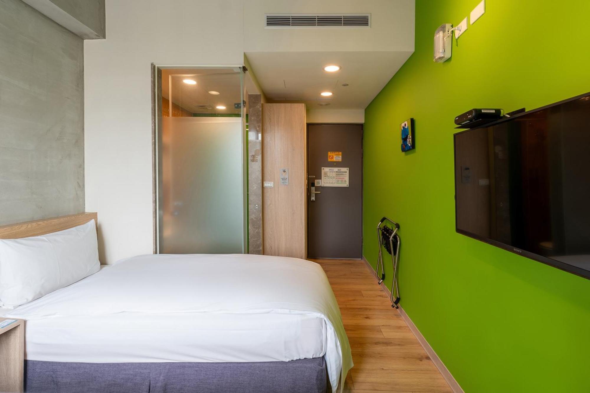 Check Inn Express Taichung Yizhong Kültér fotó