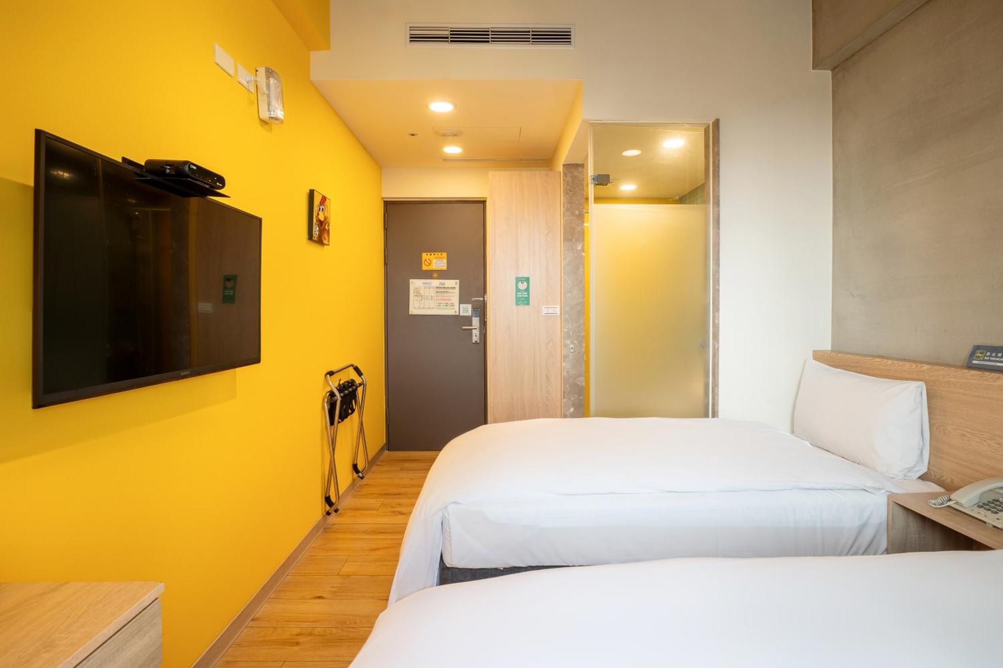 Check Inn Express Taichung Yizhong Kültér fotó