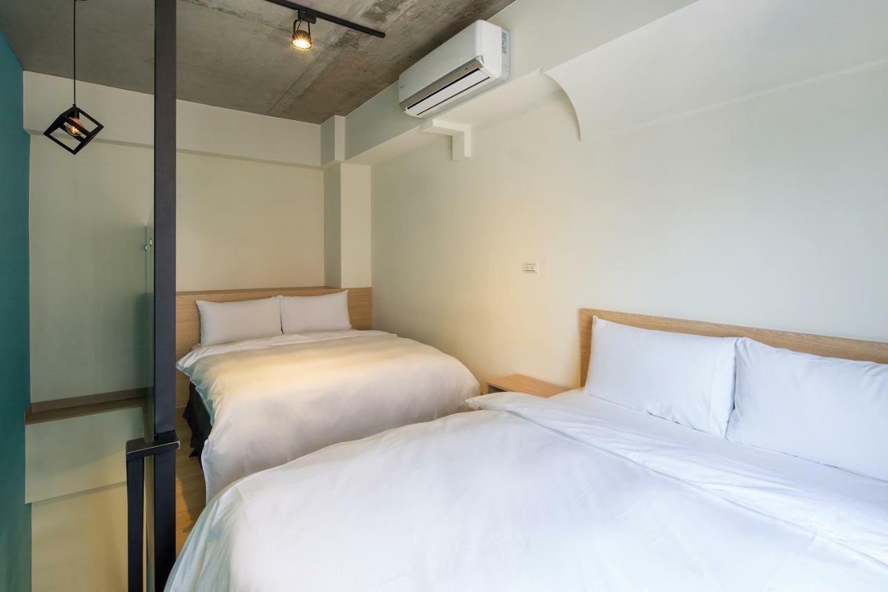 Check Inn Express Taichung Yizhong Kültér fotó